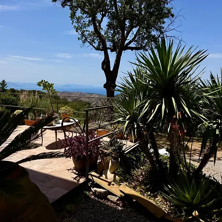 Forest Hideout Cefalu